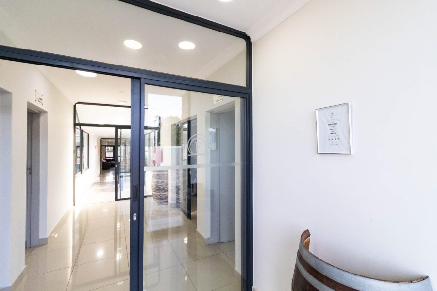 7 Bedroom Property for Sale in Sandbaai Western Cape